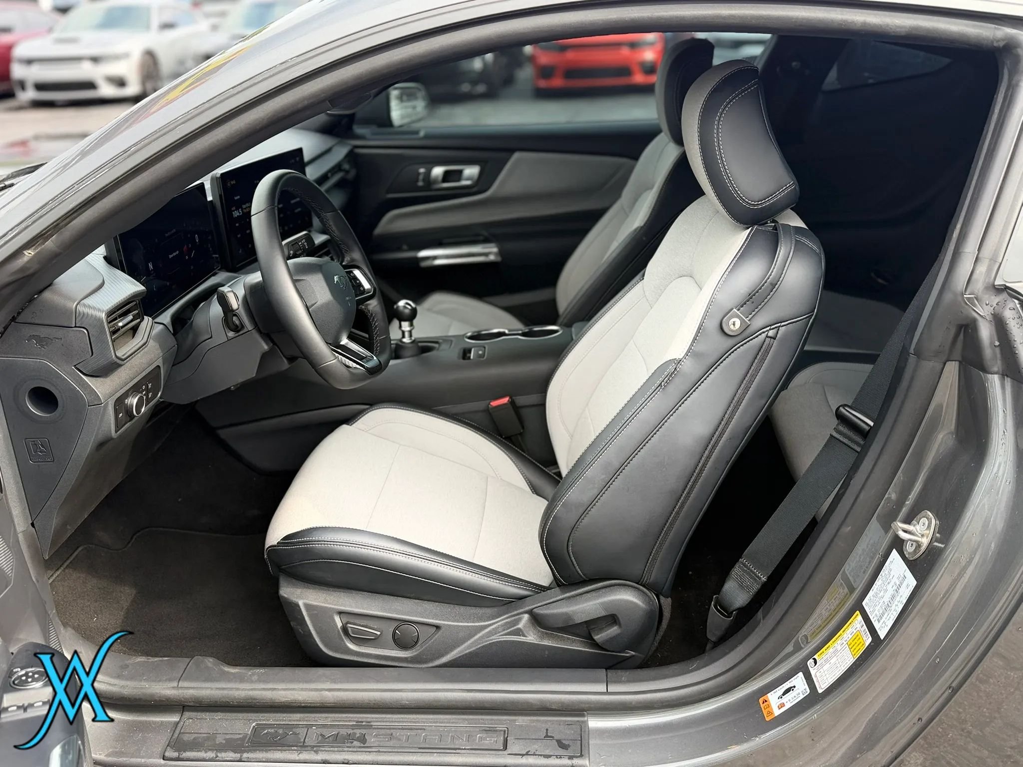 Used 2025 Ford Mustang GT RWD image 12