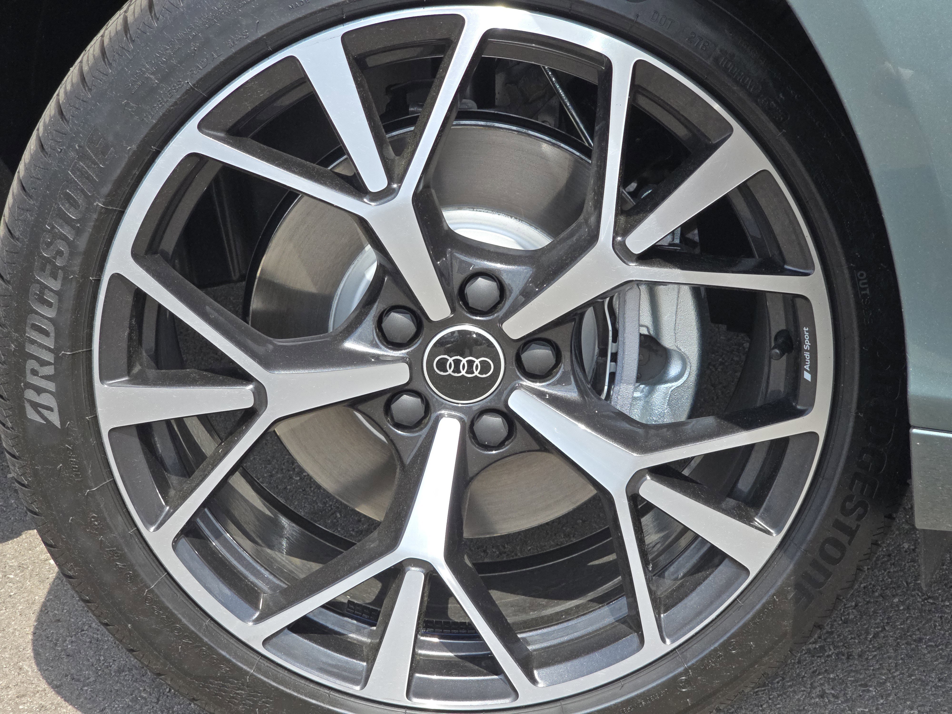 New 2026 Audi Q3 quattro 2.0T AWD/4WD image 16