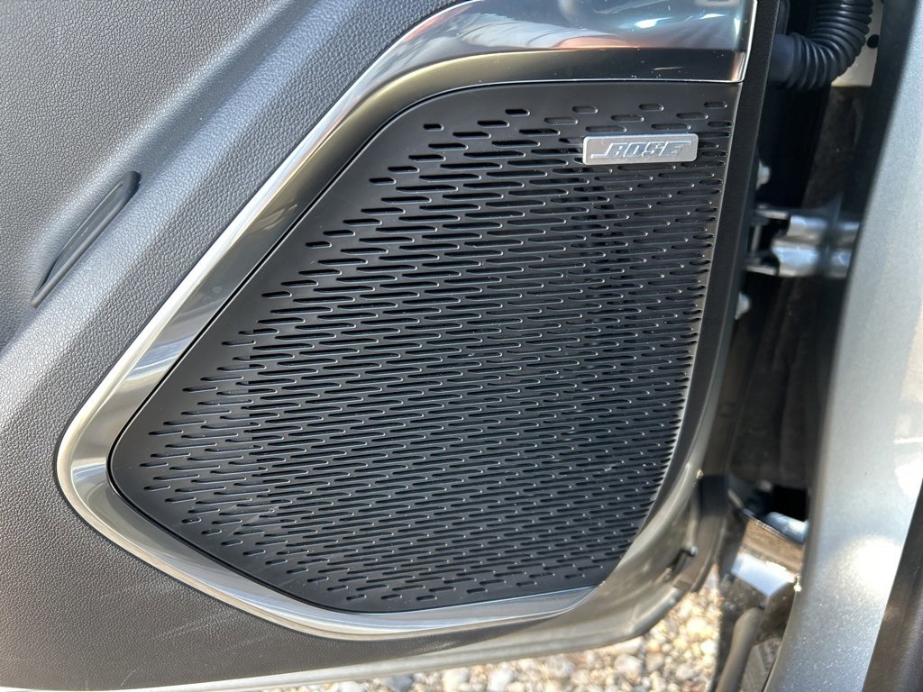 Used 2024 Chevrolet Traverse RS image 11