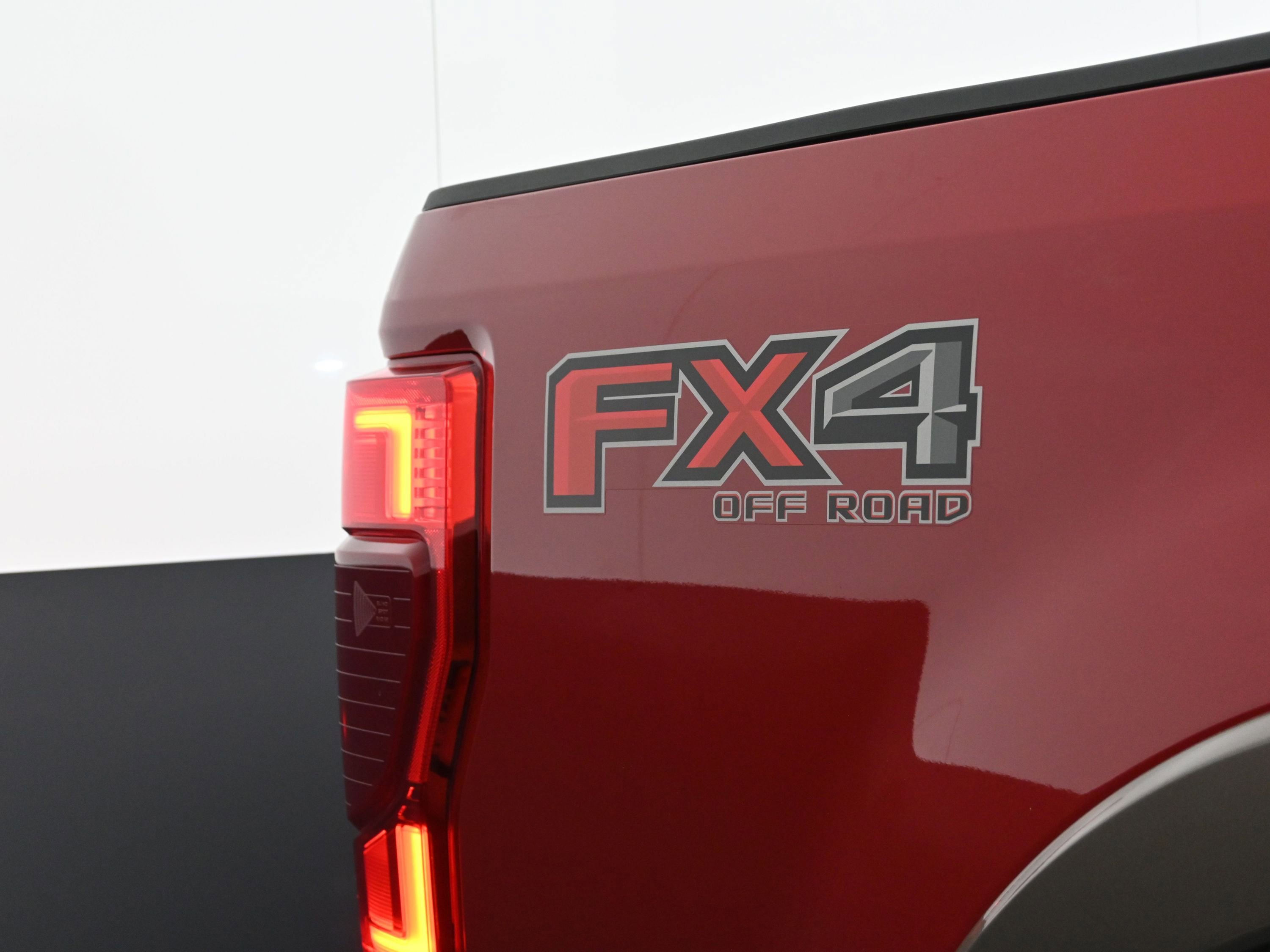 Used 2022 Ford F250 King Ranch w/ FX4 Off-Road Package AWD/4WD image 49