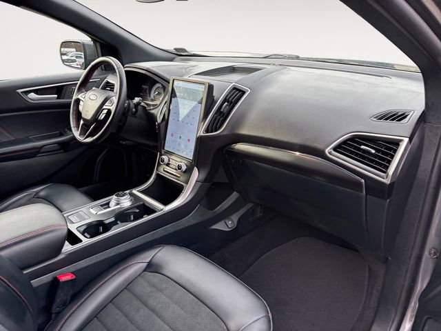 Used 2024 Ford Edge ST-Line w/ Class II Trailer Tow Package image 10