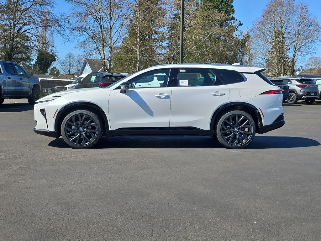 New 2026 Toyota Crown Signia image 6