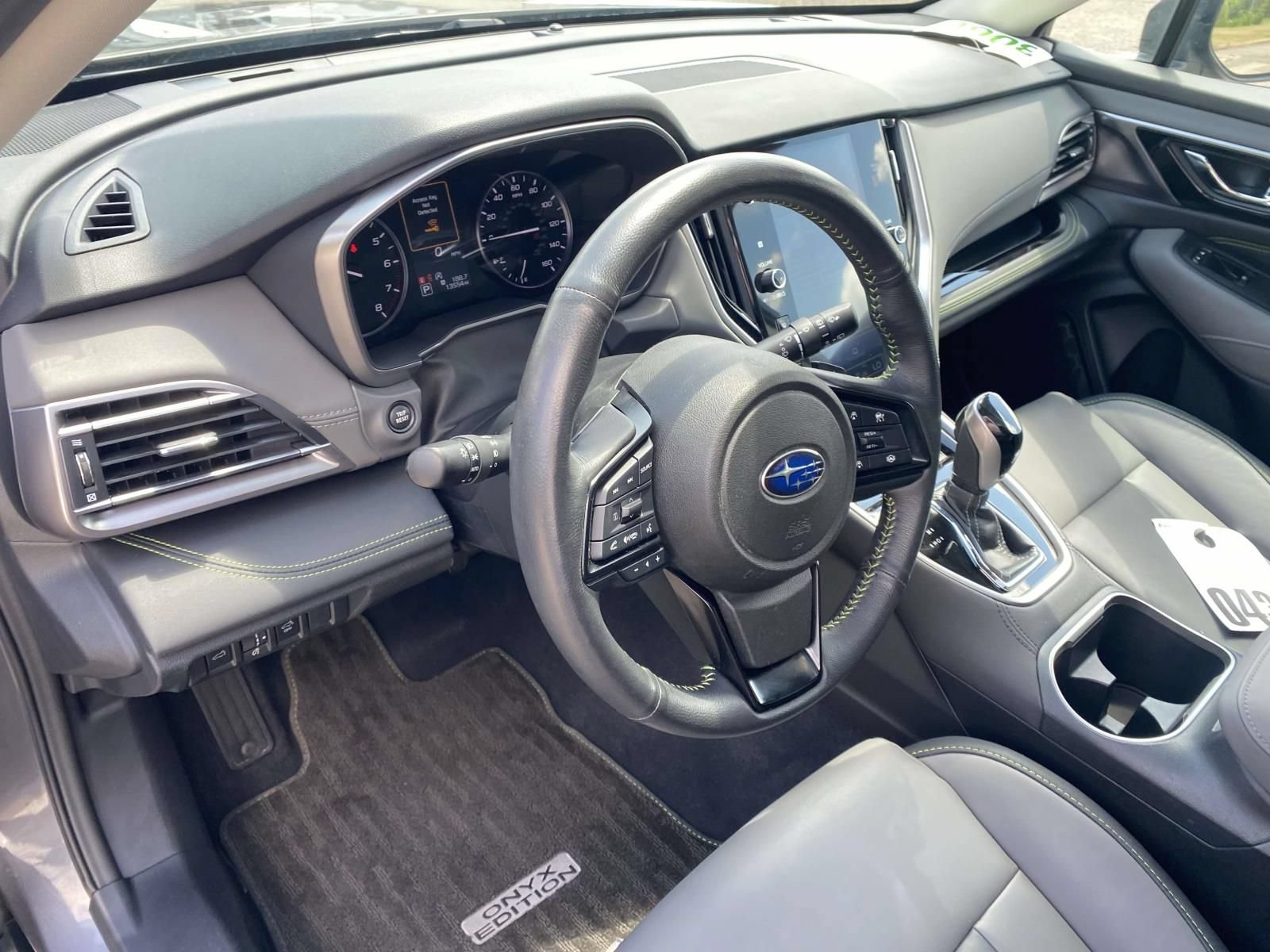 Used 2025 Subaru Outback Onyx Edition AWD/4WD image 17