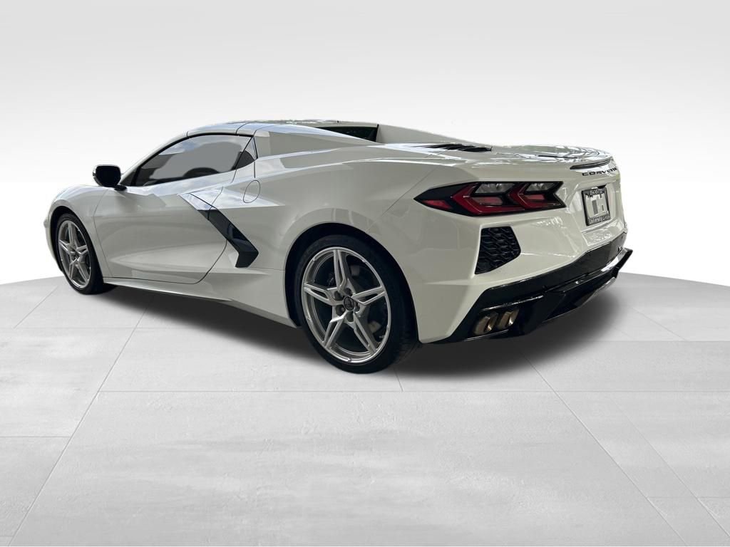 Used 2024 Chevrolet Corvette Stingray Preferred Conv w/ 2LT RWD image 4