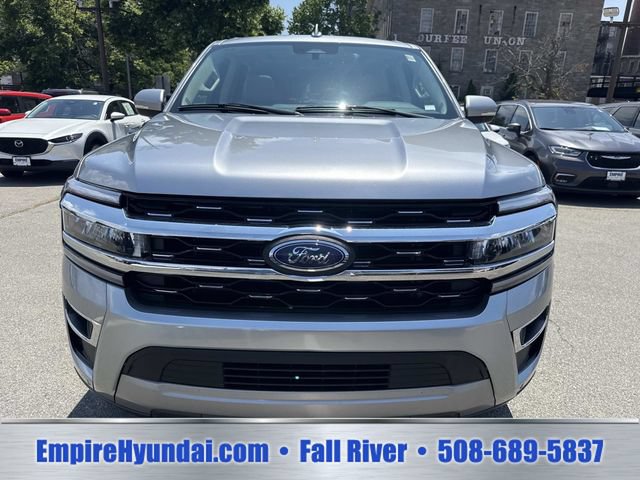 Used 2024 Ford Expedition Limited AWD/4WD image 11