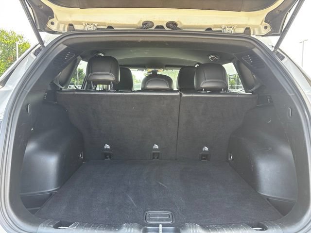 Used 2024 Jeep Compass Latitude AWD/4WD image 16