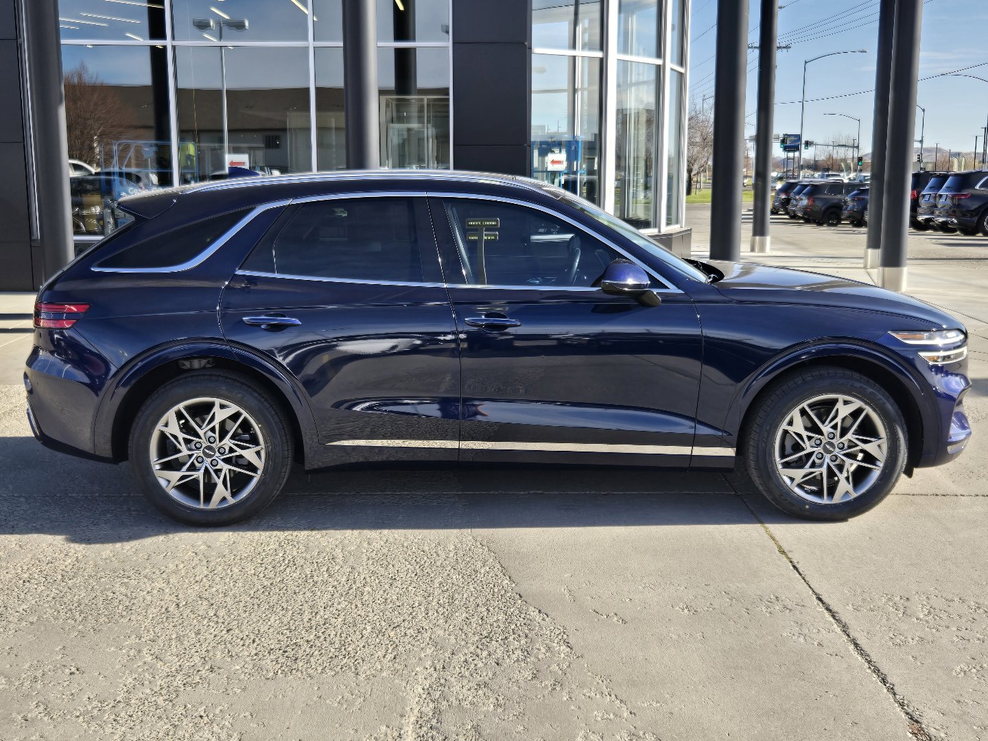 Used 2022 Genesis GV70 2.5T w/ Select Package AWD/4WD image 47
