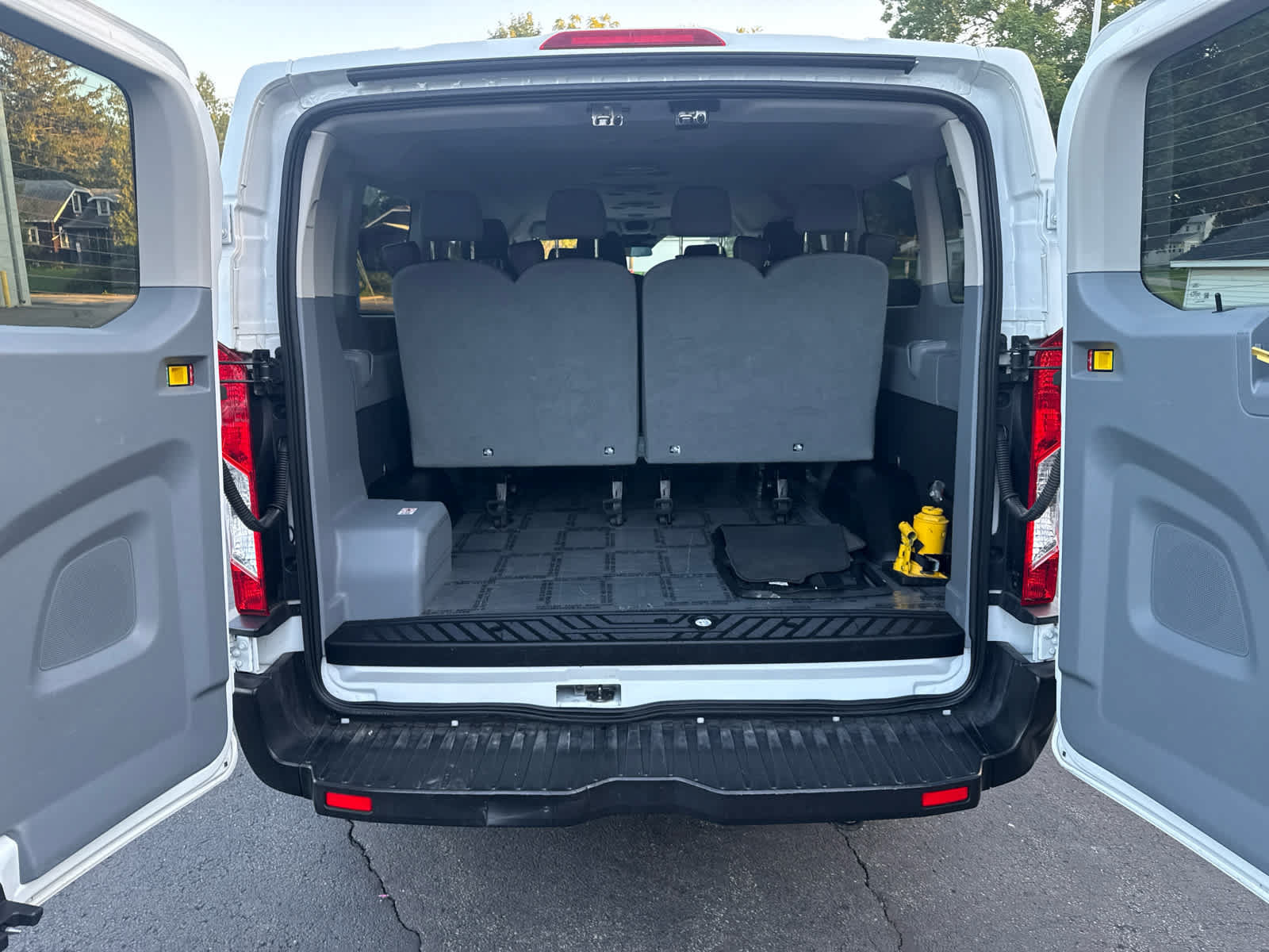 Used 2019 Ford Transit 350 XL RWD image 14
