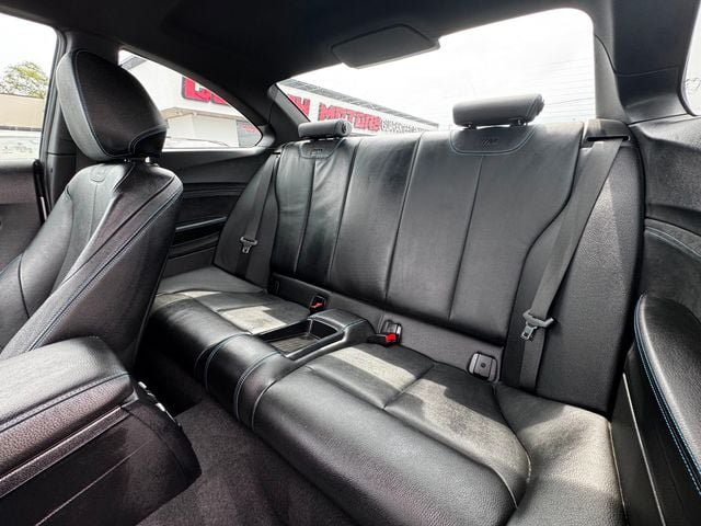 Used 2018 BMW M2 RWD image 20