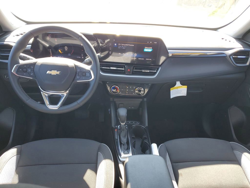 Used 2026 Chevrolet TrailBlazer LT w/ LT Cold Weather Package image 9