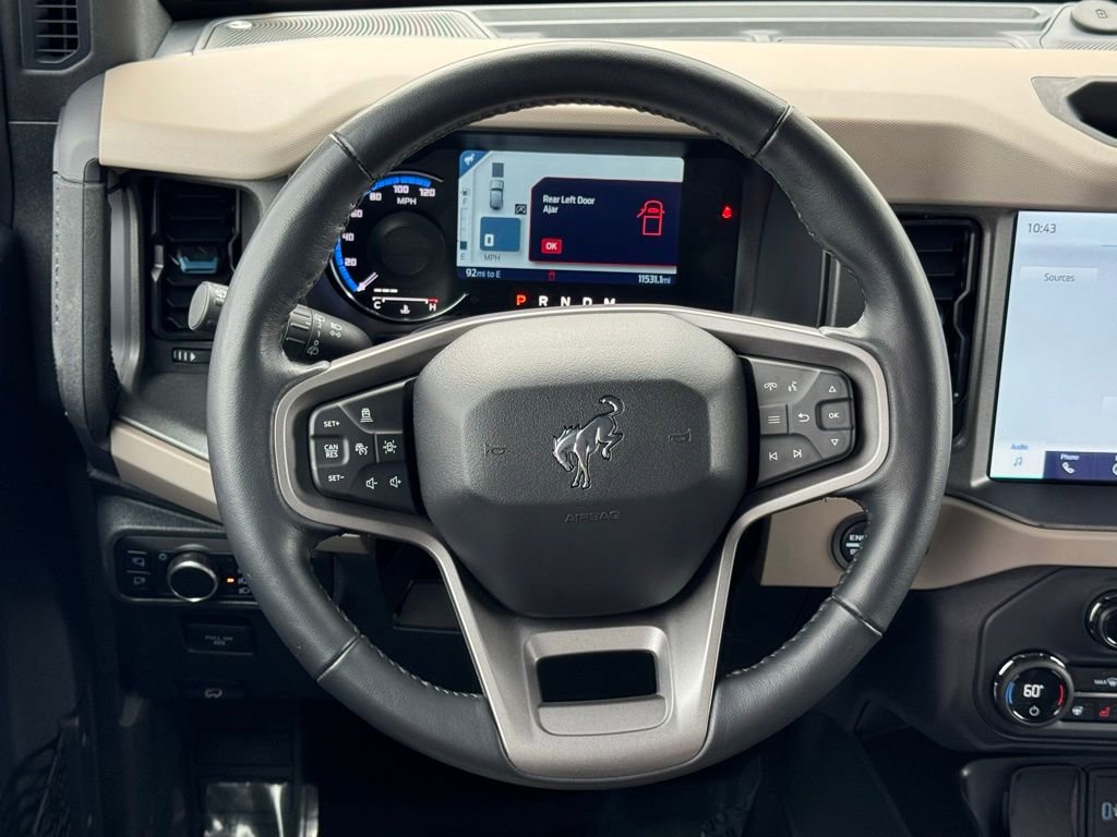 Used 2024 Ford Bronco Wildtrak image 7