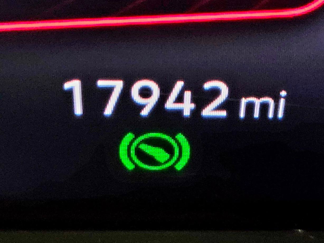 Used 2024 Volkswagen Tiguan SE R-Line image 20