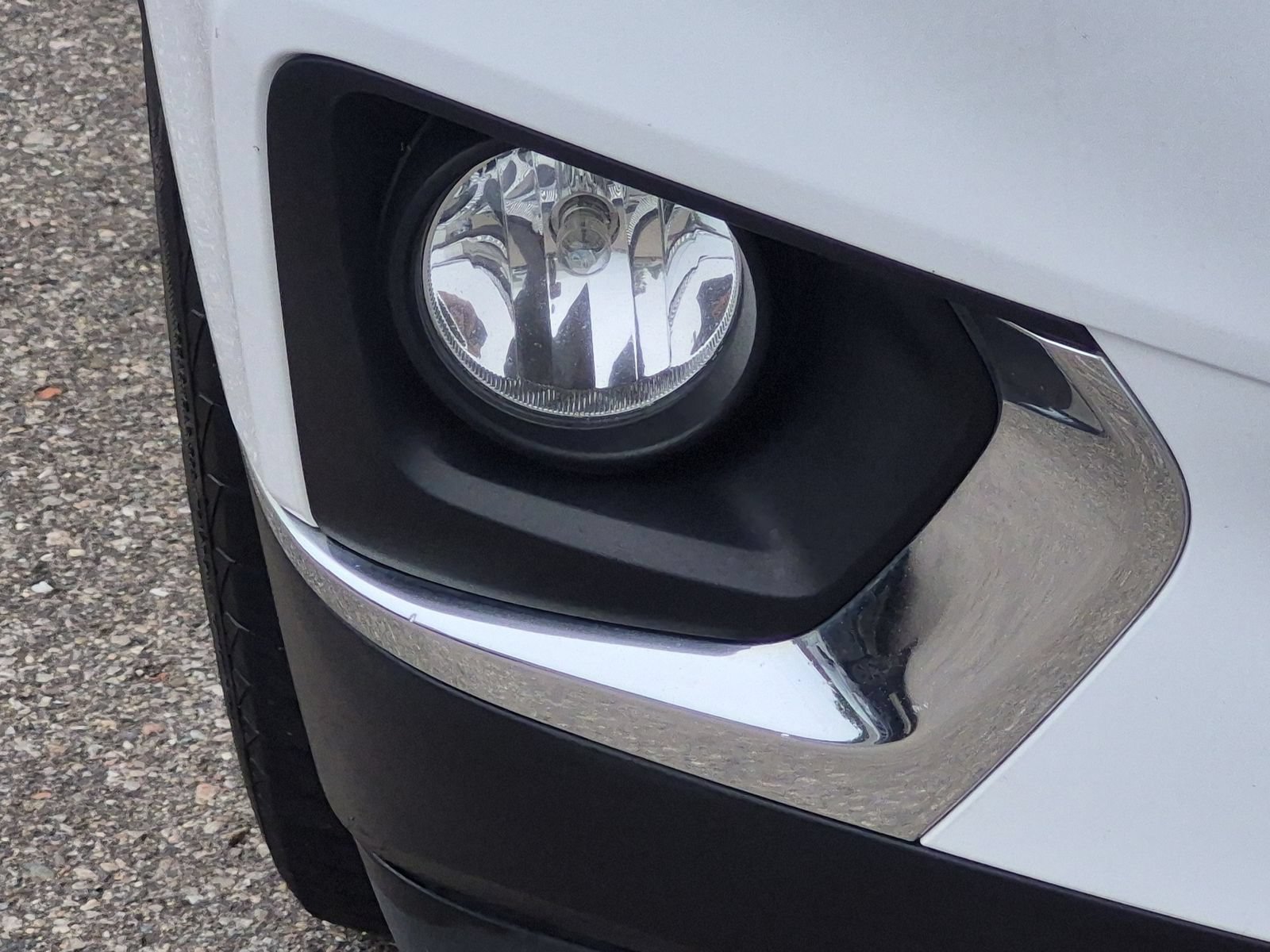 Used 2019 Chevrolet Traverse LT FWD image 12