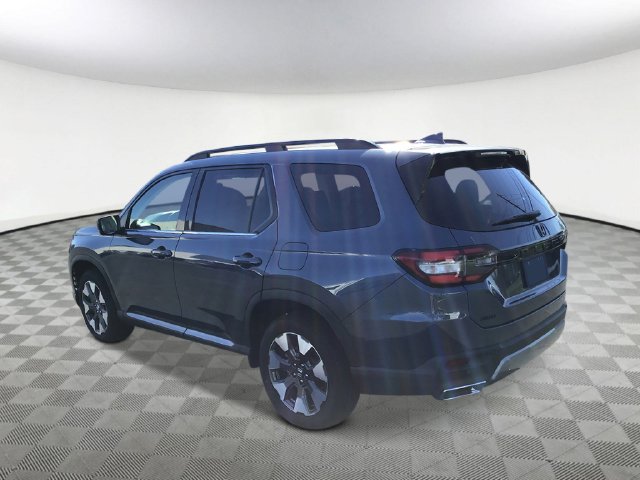 New 2026 Honda Pilot Touring image 3