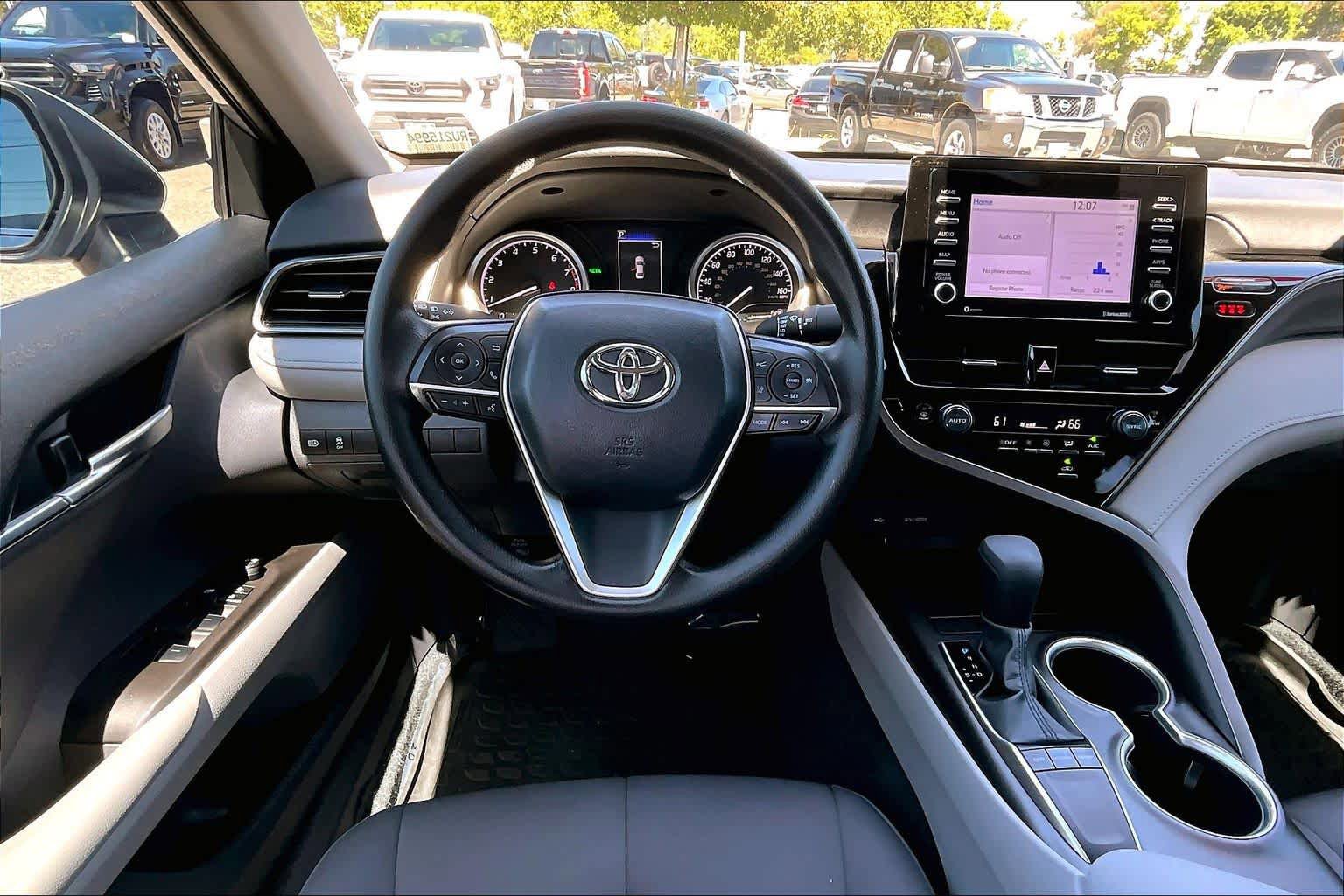 Used 2024 Toyota Camry LE w/ Convenience Package FWD image 5