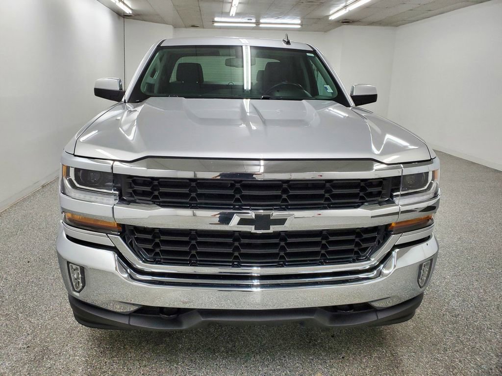 Used 2019 Chevrolet Silverado 1500 LT w/ All Star Edition image 2