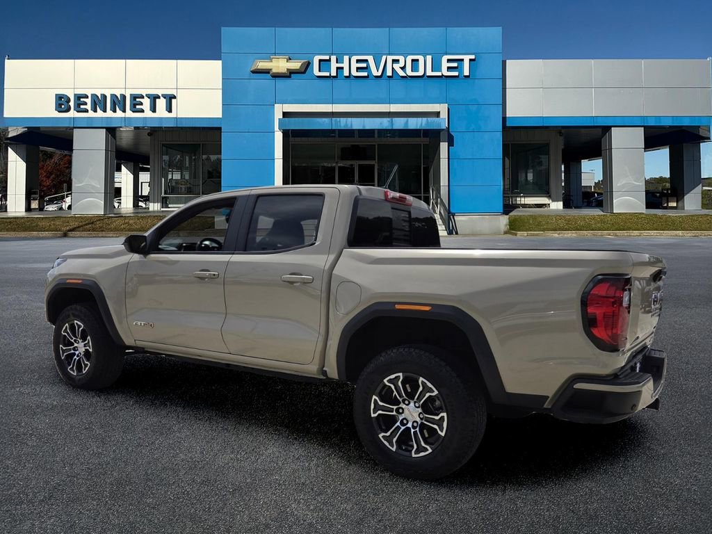 Used 2024 GMC Canyon AT4 w/ Canyon Safety Plus Package AWD/4WD image 4