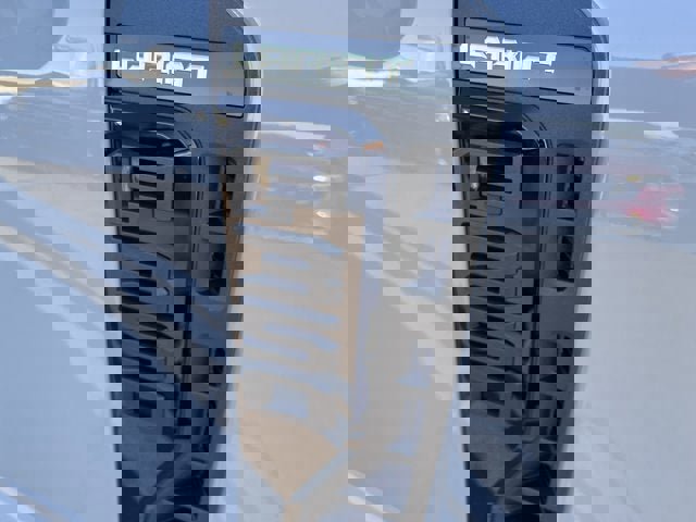 New 2026 Ford F350 4x4 Crew Cab Super Duty image 16