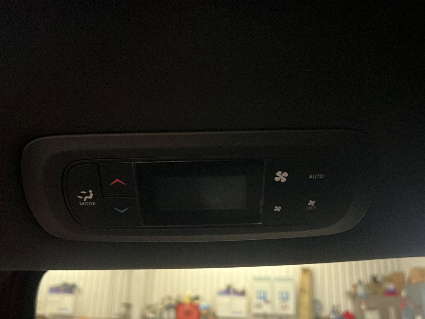 New 2026 Chrysler Pacifica Select image 36