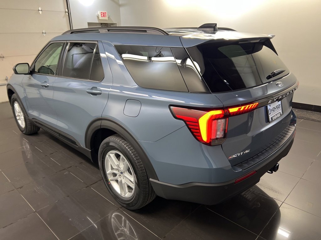 New 2026 Ford Explorer Active image 4