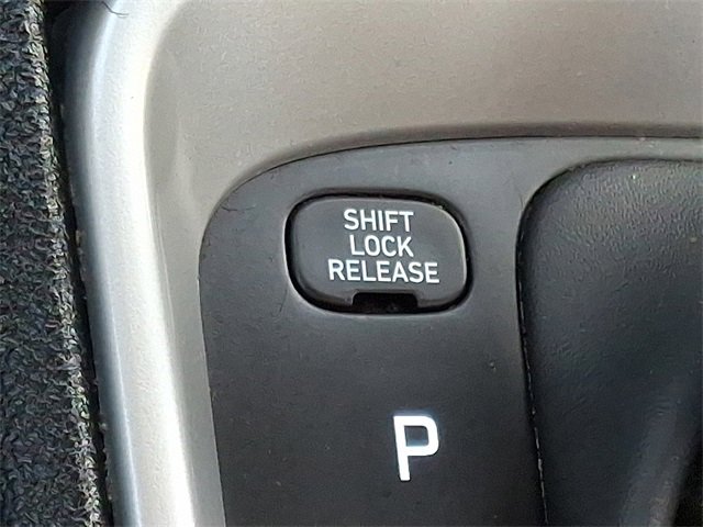 Used 2022 Hyundai Venue SE image 23