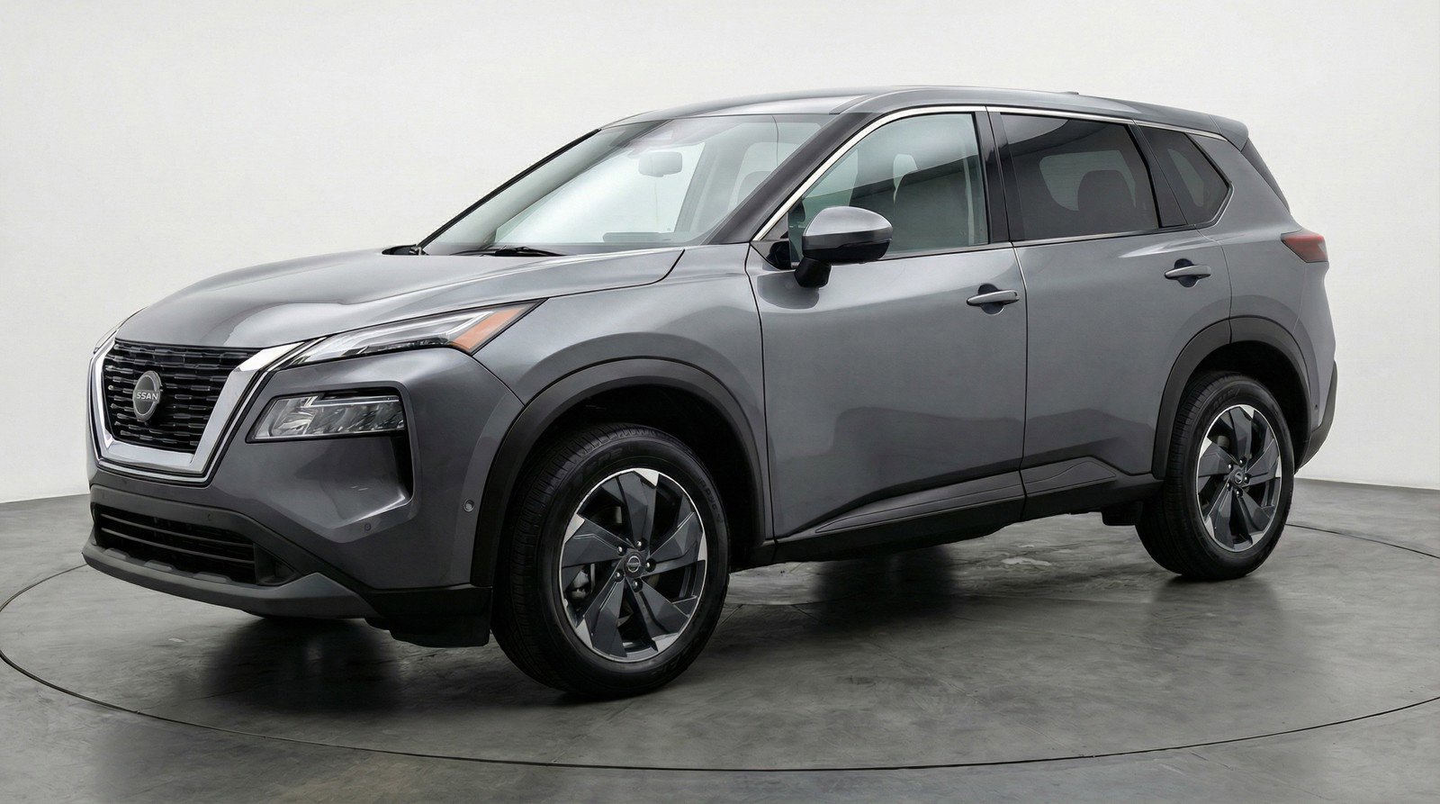 Used 2025 Nissan Rogue SV image 3