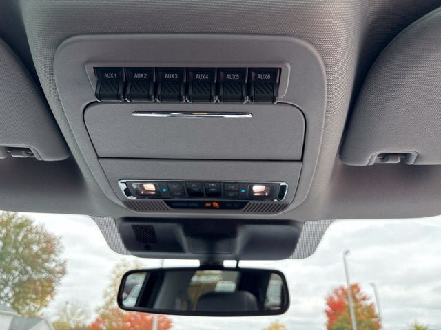 Used 2025 Ford F250 Lariat w/ Tremor Off-Road Package AWD/4WD image 10