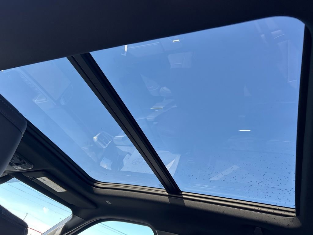 New 2025 Toyota Tundra Platinum image 17