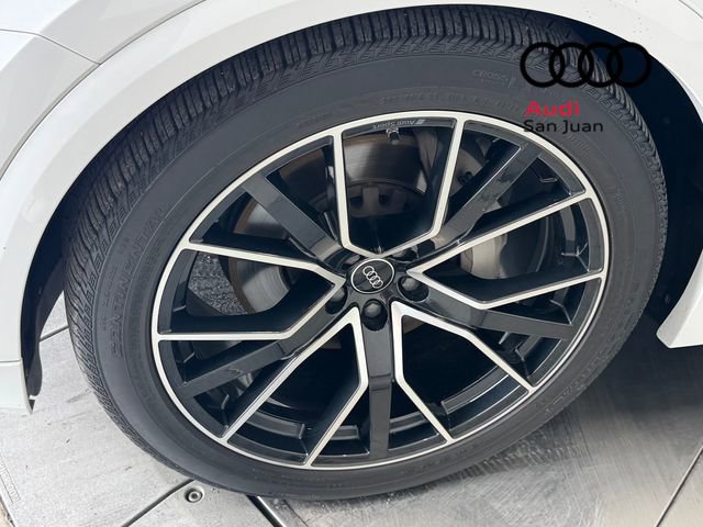 Used 2023 Audi Q8 Prestige w/ Prestige Package AWD/4WD image 6