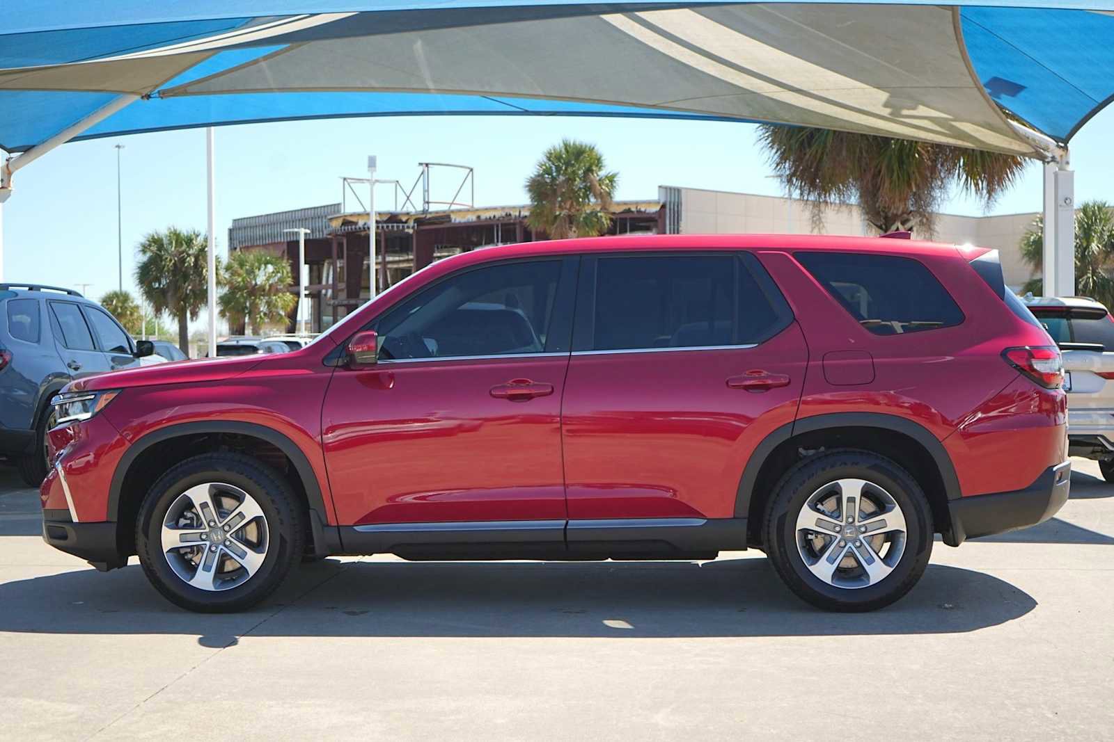 Certified 2025 Honda Pilot EX-L image 3