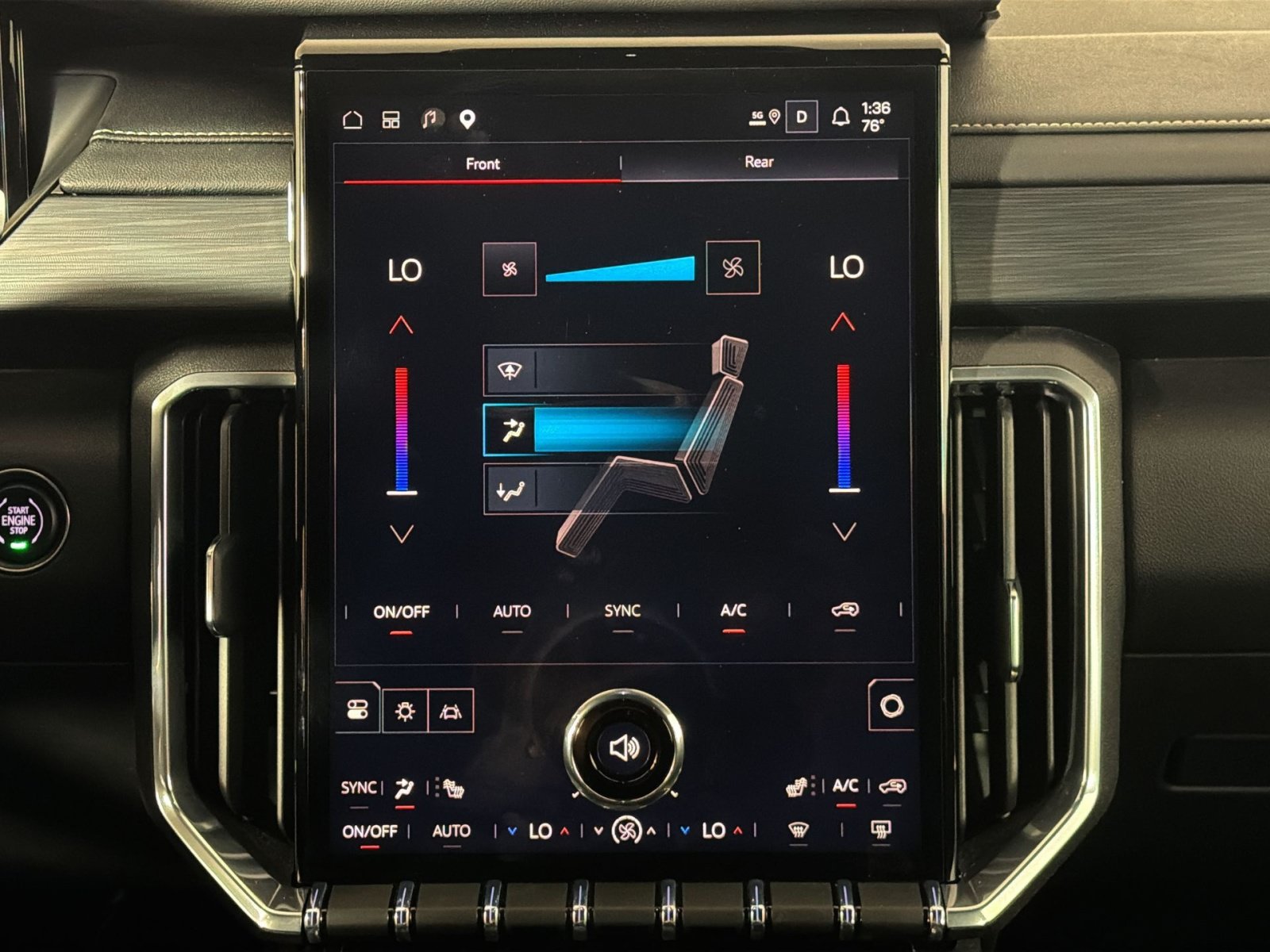 New 2026 GMC Acadia Elevation w/ Elevation Premium Package AWD/4WD image 21