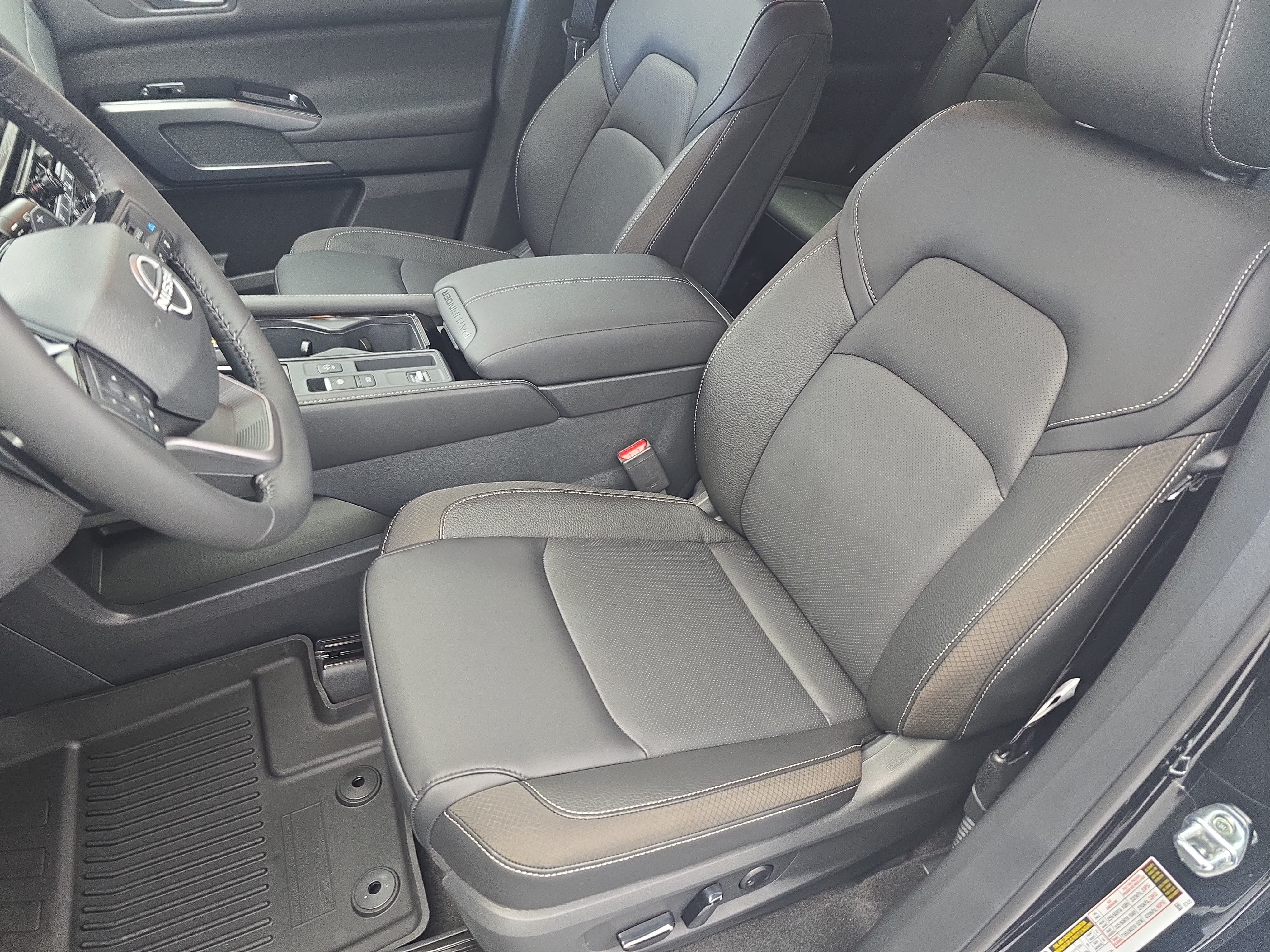 New 2026 Nissan Pathfinder SL FWD image 16