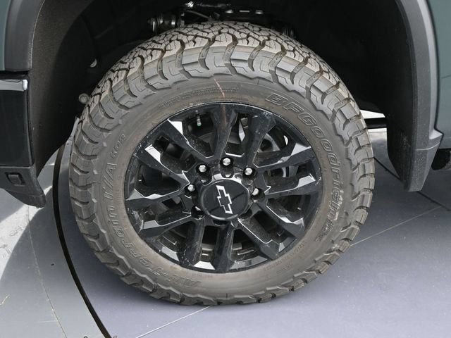 New 2026 Chevrolet Silverado 2500 LTZ w/ LTZ Plus Package AWD/4WD image 17