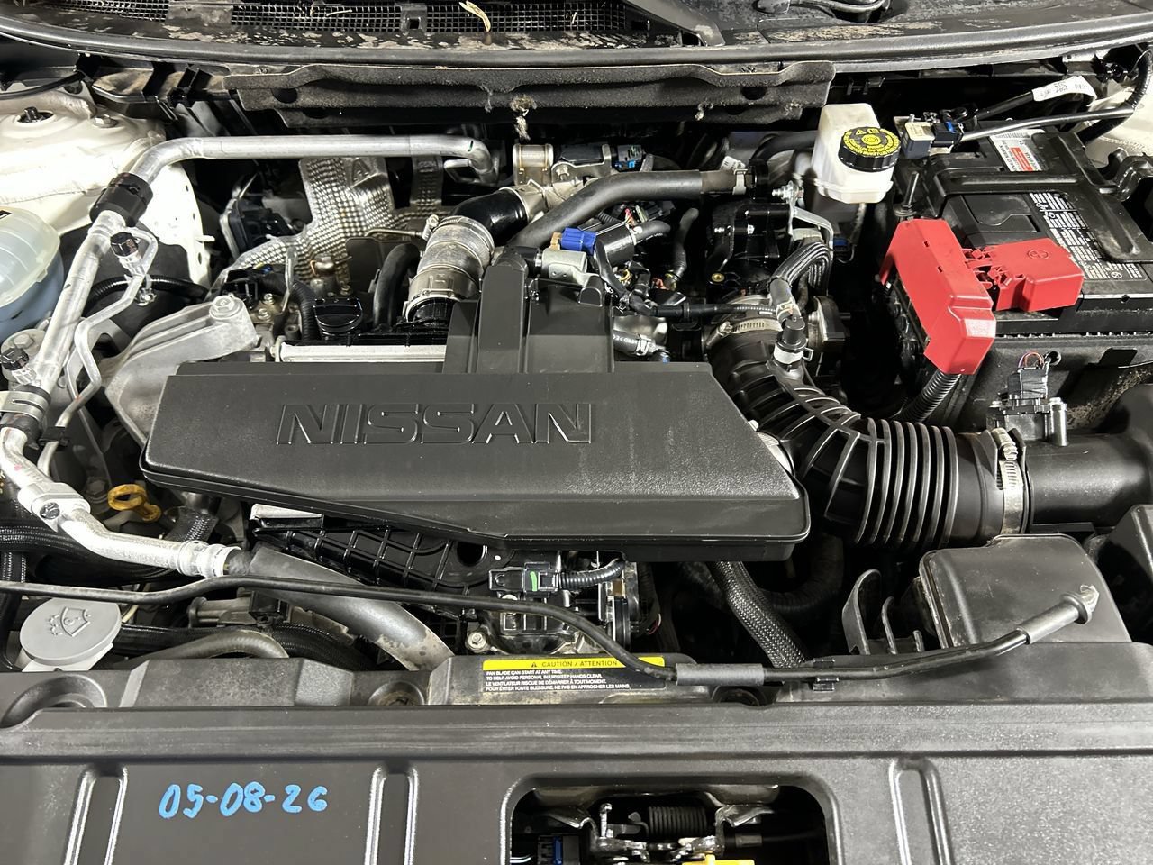 Used 2024 Nissan Rogue S AWD/4WD image 11