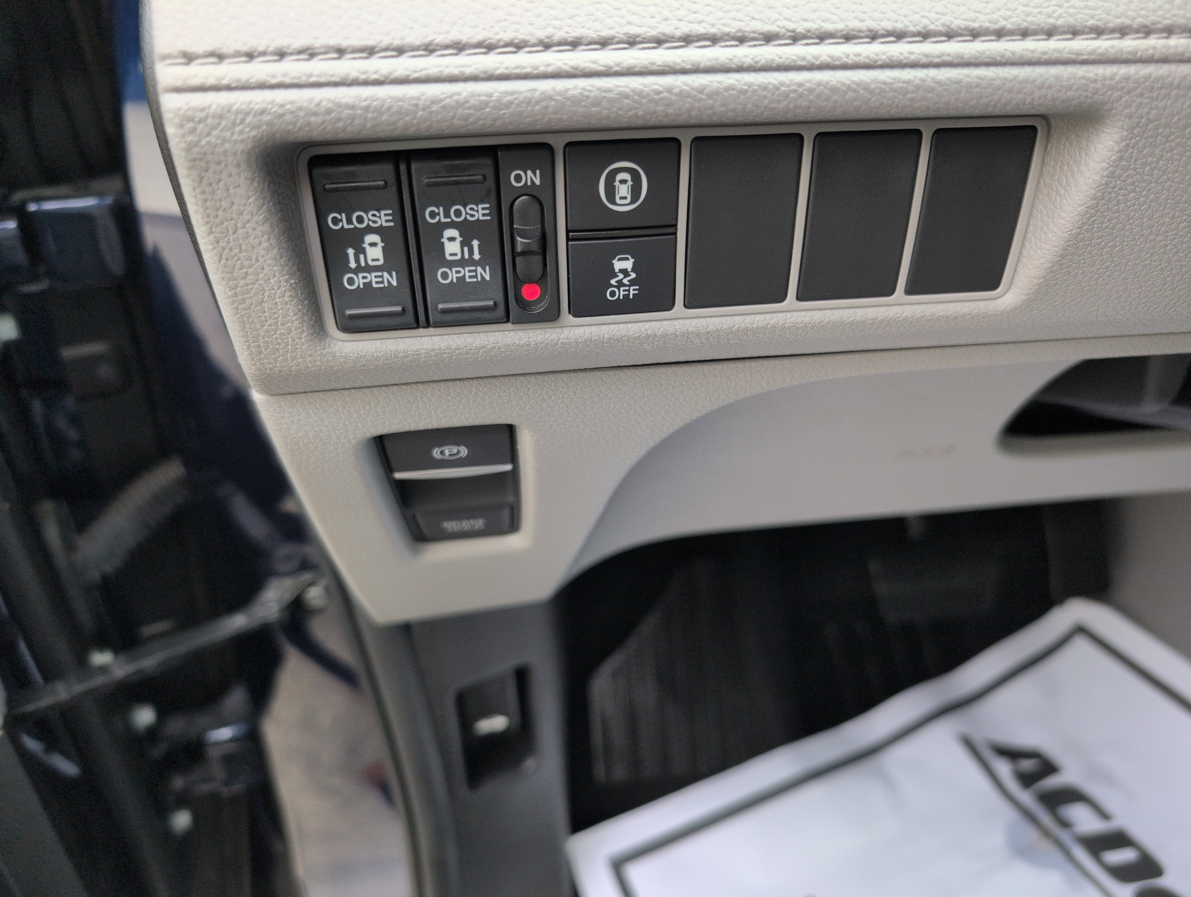 Used 2023 Honda Odyssey EX image 14