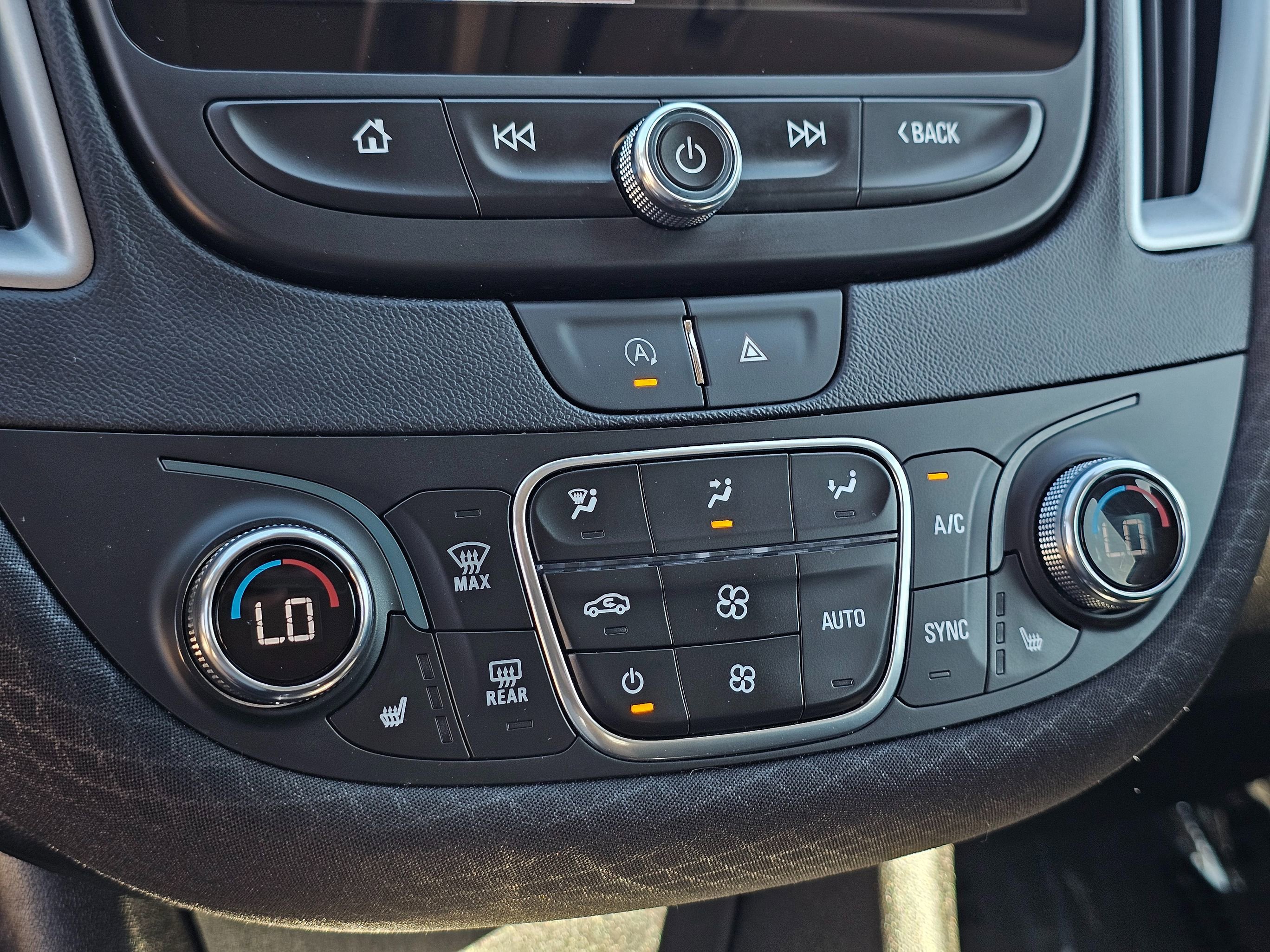 Used 2023 Chevrolet Malibu LT image 27
