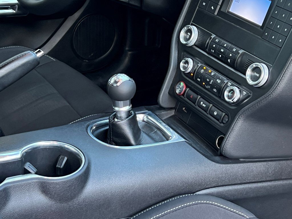 Used 2019 Ford Mustang Coupe w/ Ecoboost Performance Package image 12