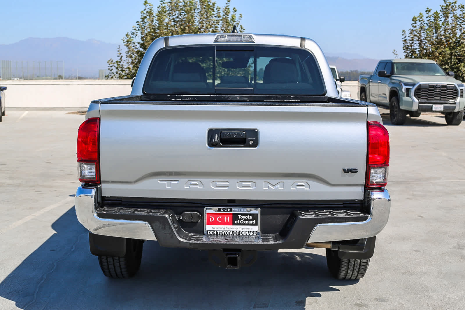 Used 2022 Toyota Tacoma SR5 RWD image 6