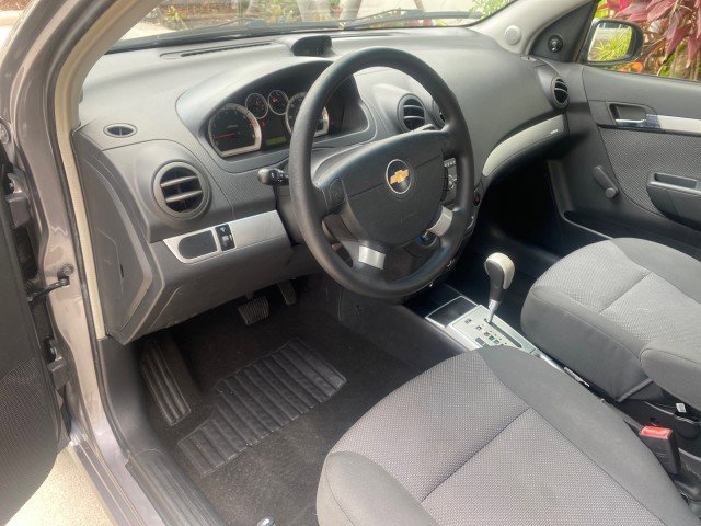 Used 2011 Chevrolet Aveo LT image 35