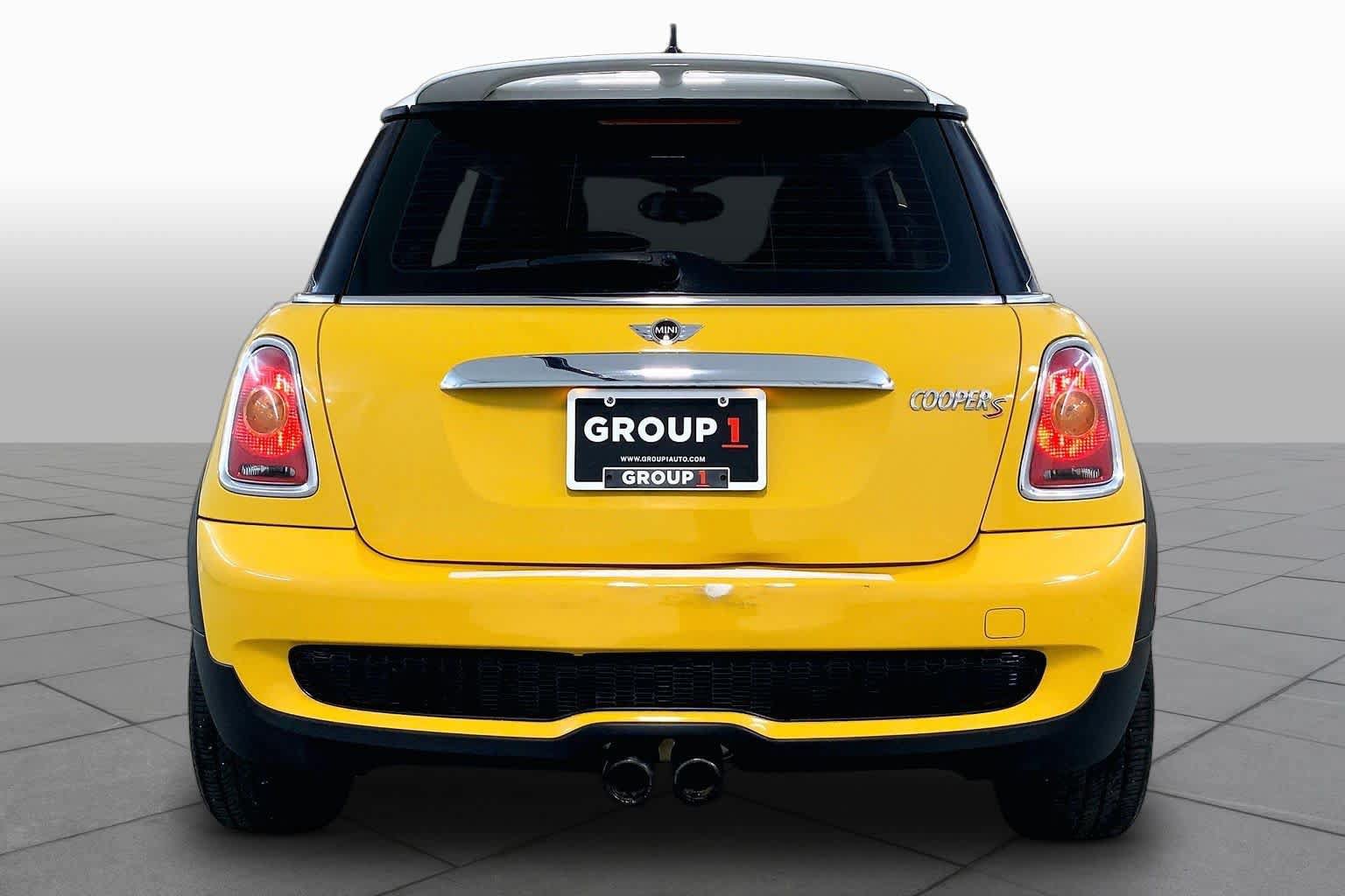 Used 2008 MINI Cooper S FWD image 4