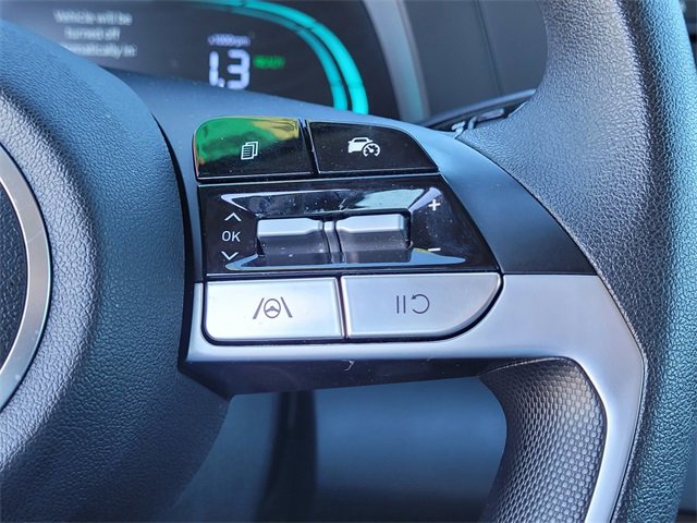 Used 2025 Hyundai Elantra Blue image 19