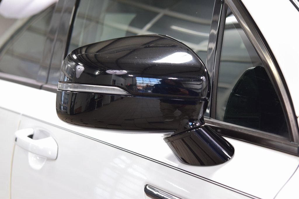 Used 2022 Kia Sorento SX image 16