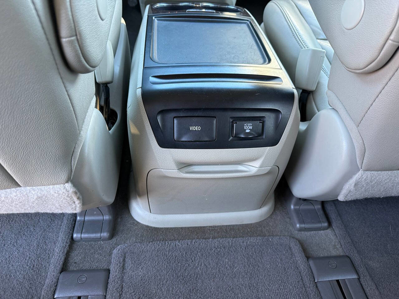 Used 2015 Toyota Sienna XLE Premium image 74