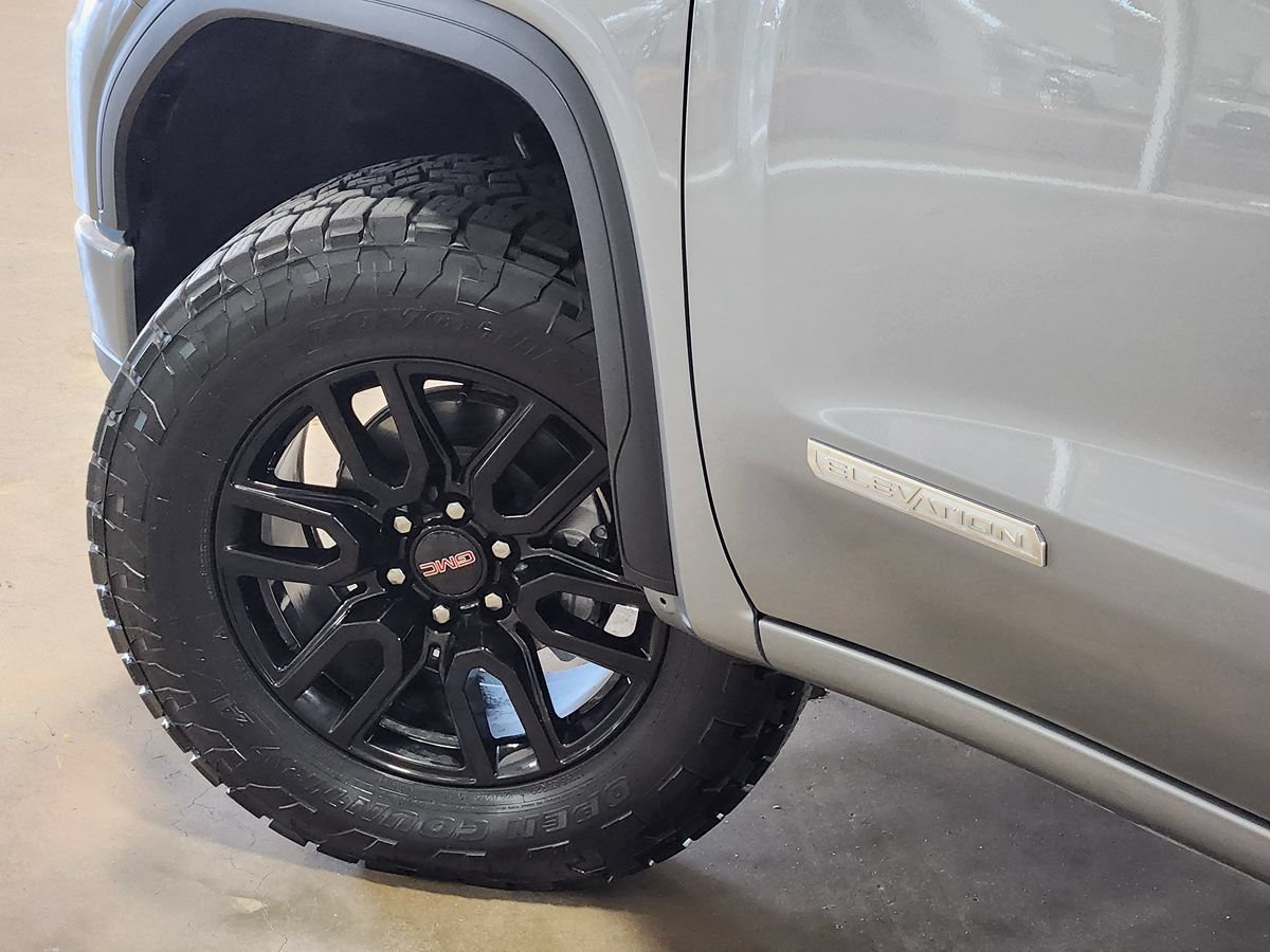 Used 2025 GMC Sierra 1500 Elevation w/ Elevation Premium Package AWD/4WD image 23