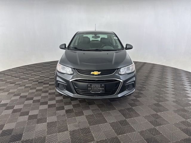 Used 2018 Chevrolet Sonic Premier FWD image 2