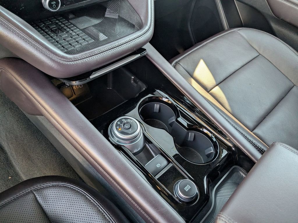 Used 2025 Ford Explorer Platinum w/ LUX Leather Package image 24