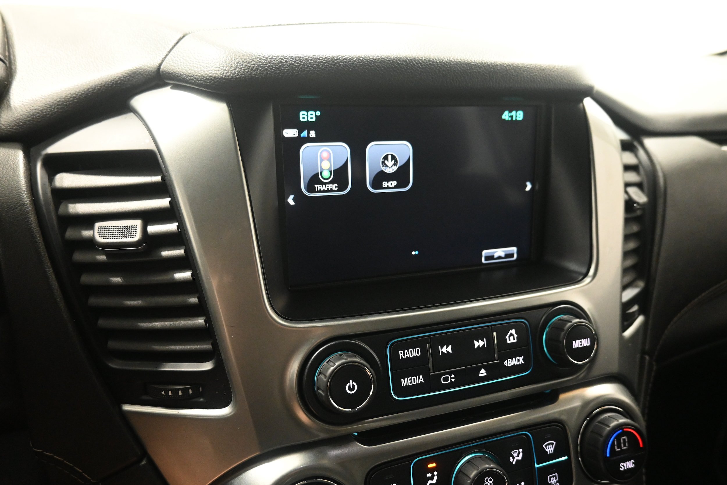 Used 2020 Chevrolet Tahoe LT AWD/4WD image 14