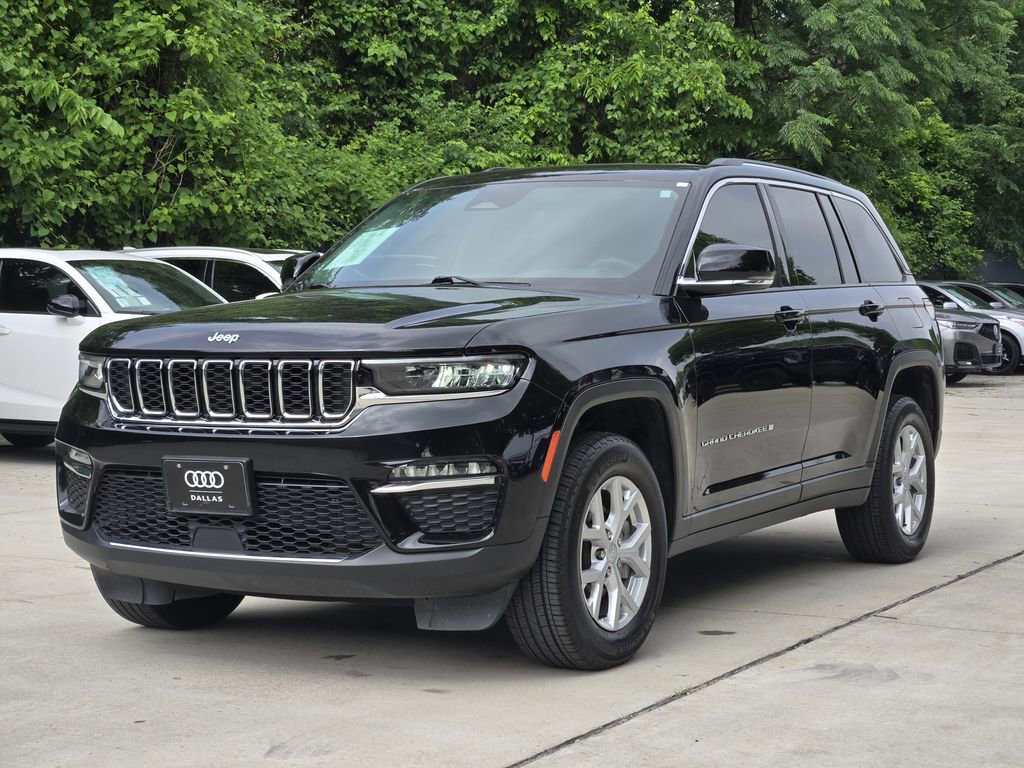 Used 2023 Jeep Grand Cherokee Limited RWD image 6