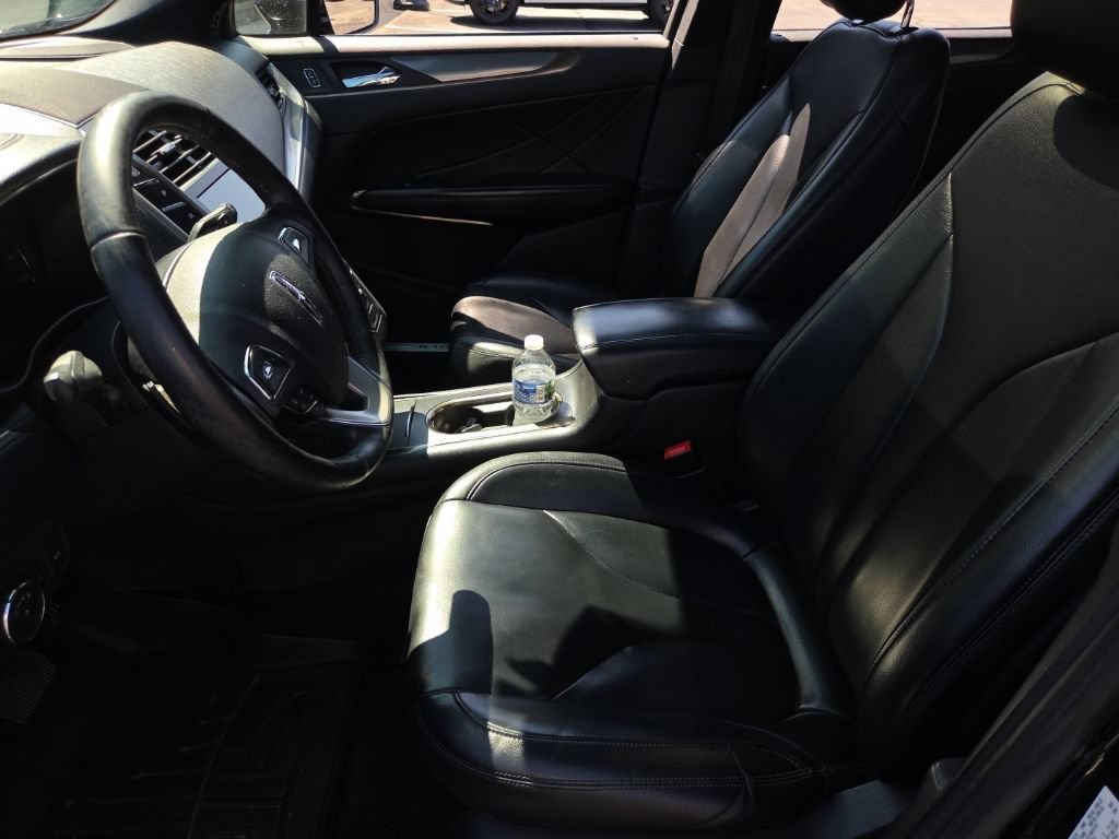 Used 2019 Lincoln MKC Premiere AWD/4WD image 4
