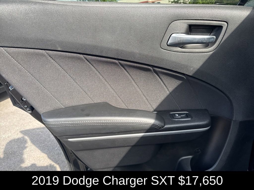 Used 2019 Dodge Charger SXT w/ Cold Weather Package AWD/4WD image 15